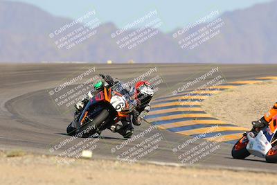 media/Oct-07-2023-CVMA (Sat) [[f84d08e330]]/Race 13 500 Supersport-350 Supersport/